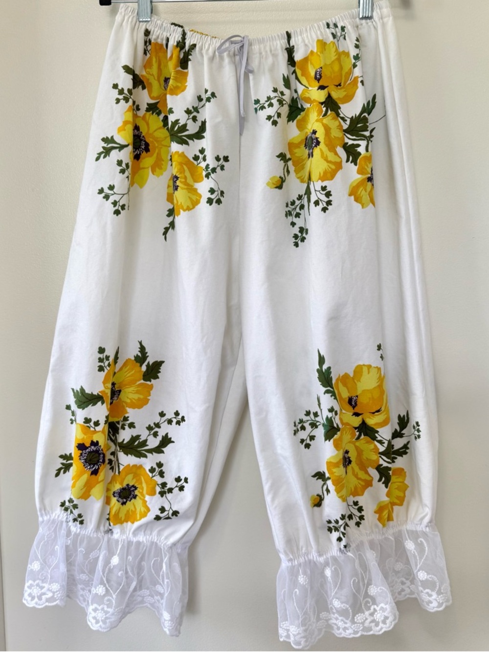 Handmade Floral Lace Bloomers with Elastic Waistband Vintage Upcycle M-XL - Picture 3 of 7